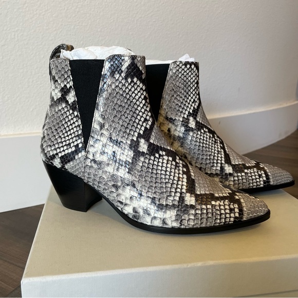 M. GEMI Cavallo Snakeskin Leather Booties Boots size 35 - Picture 3 of 10